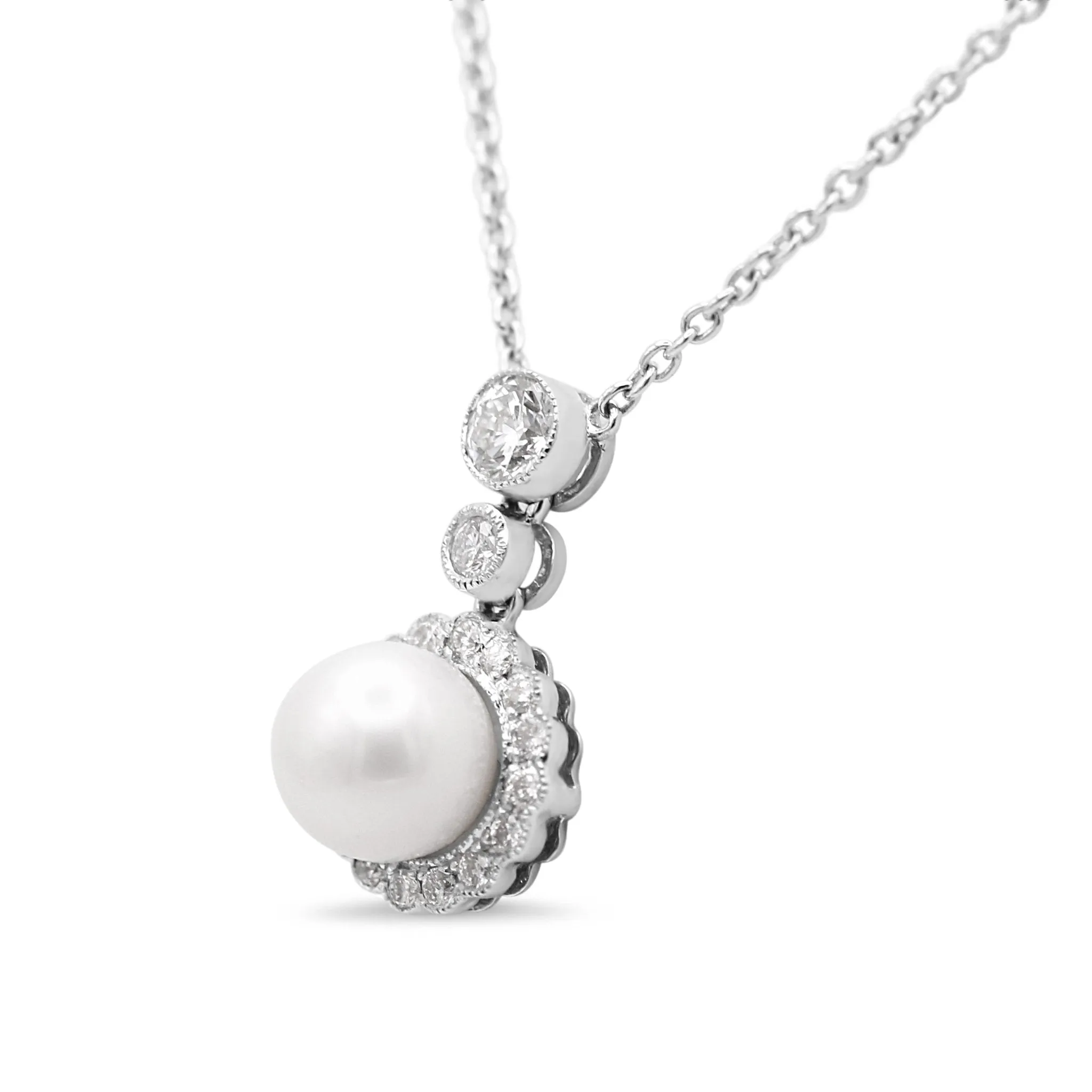 18ct White Gold Diamond & Cultured Pearl Drop Pendant Necklace 17"