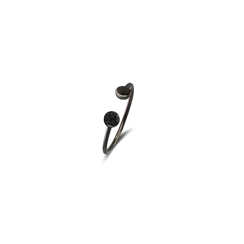 18k Gold Double Round Shape Black Diamond Ring