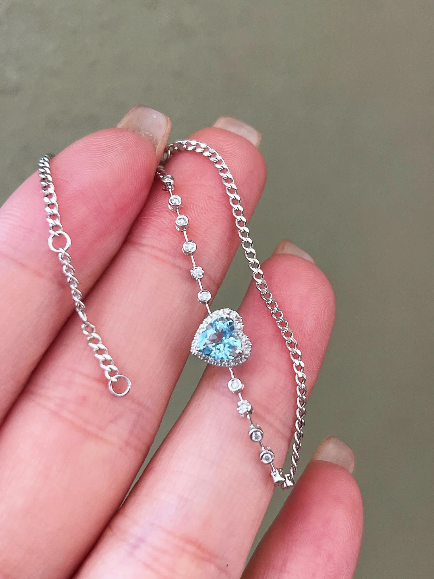 18K Solid gold Aquamarine Diamond Heart bracelet