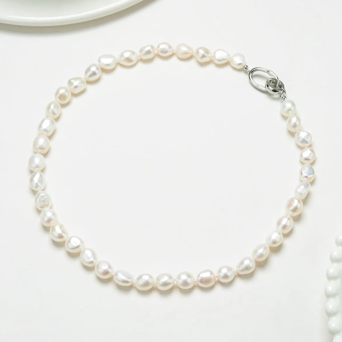 9-10mm White Baroque Pearl Necklace