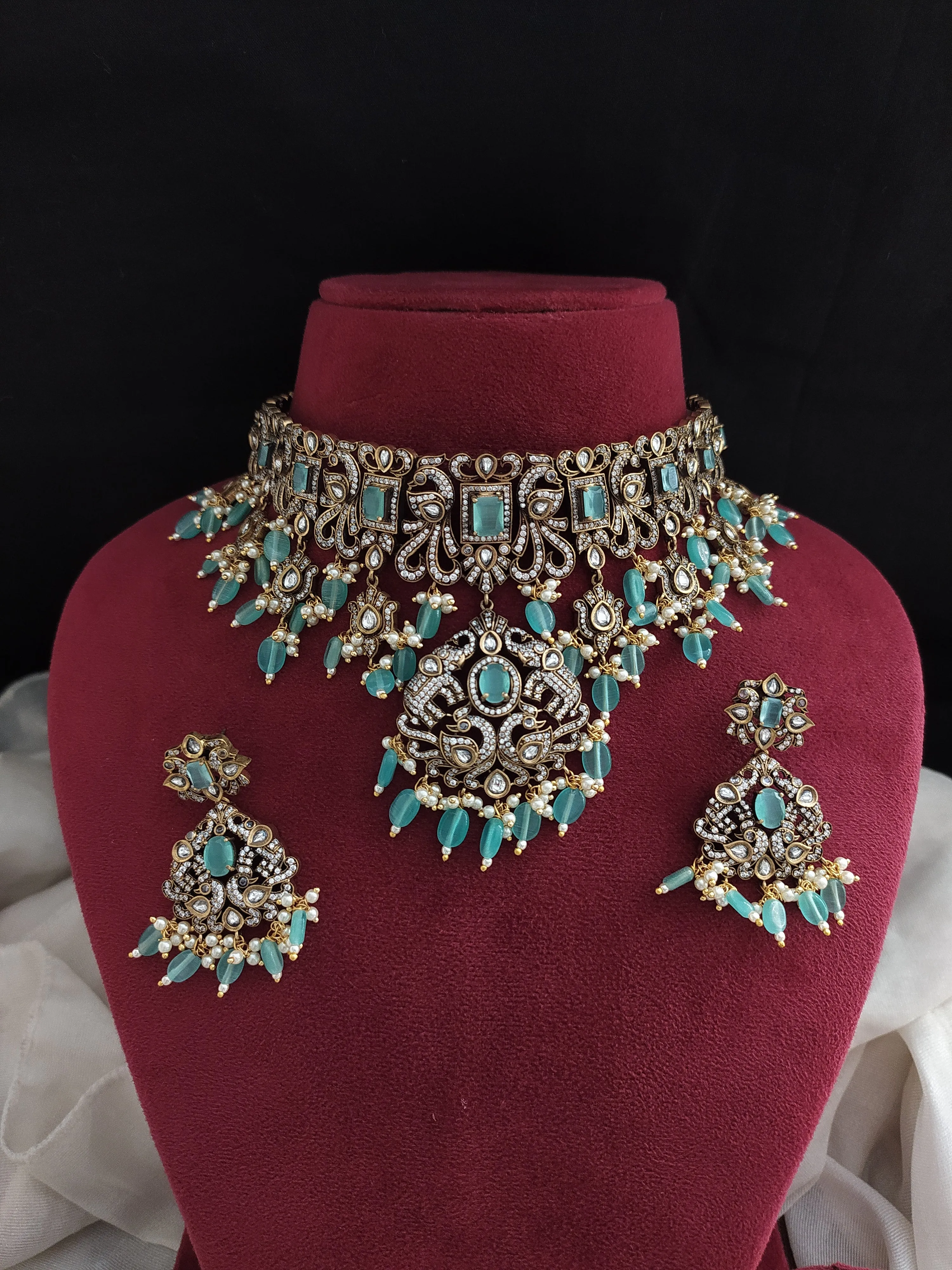 Amazing Personified Victorian Diamond Heavy Choker Set