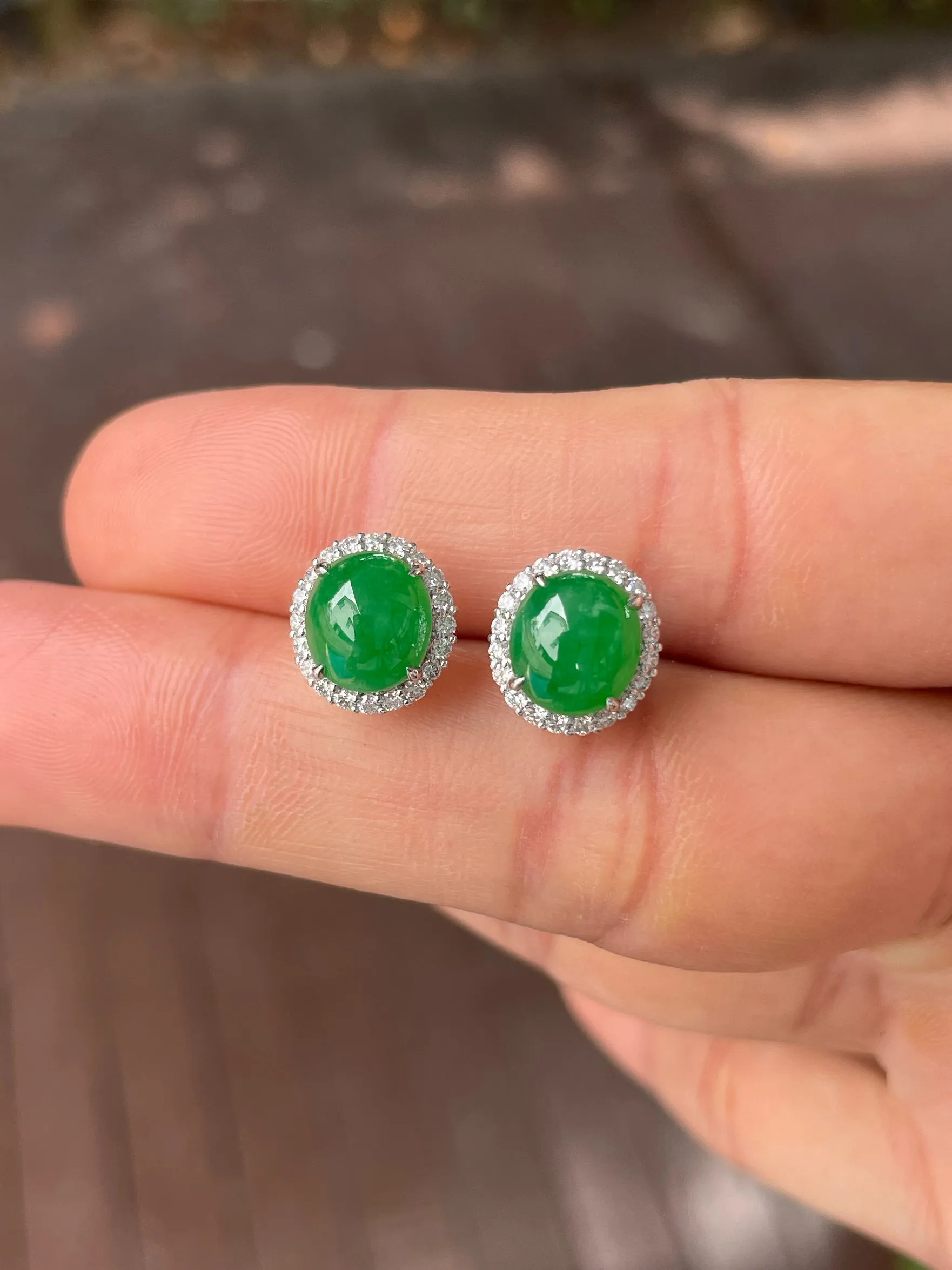 Green Jadeite Cabochon Earrings (NJE210)