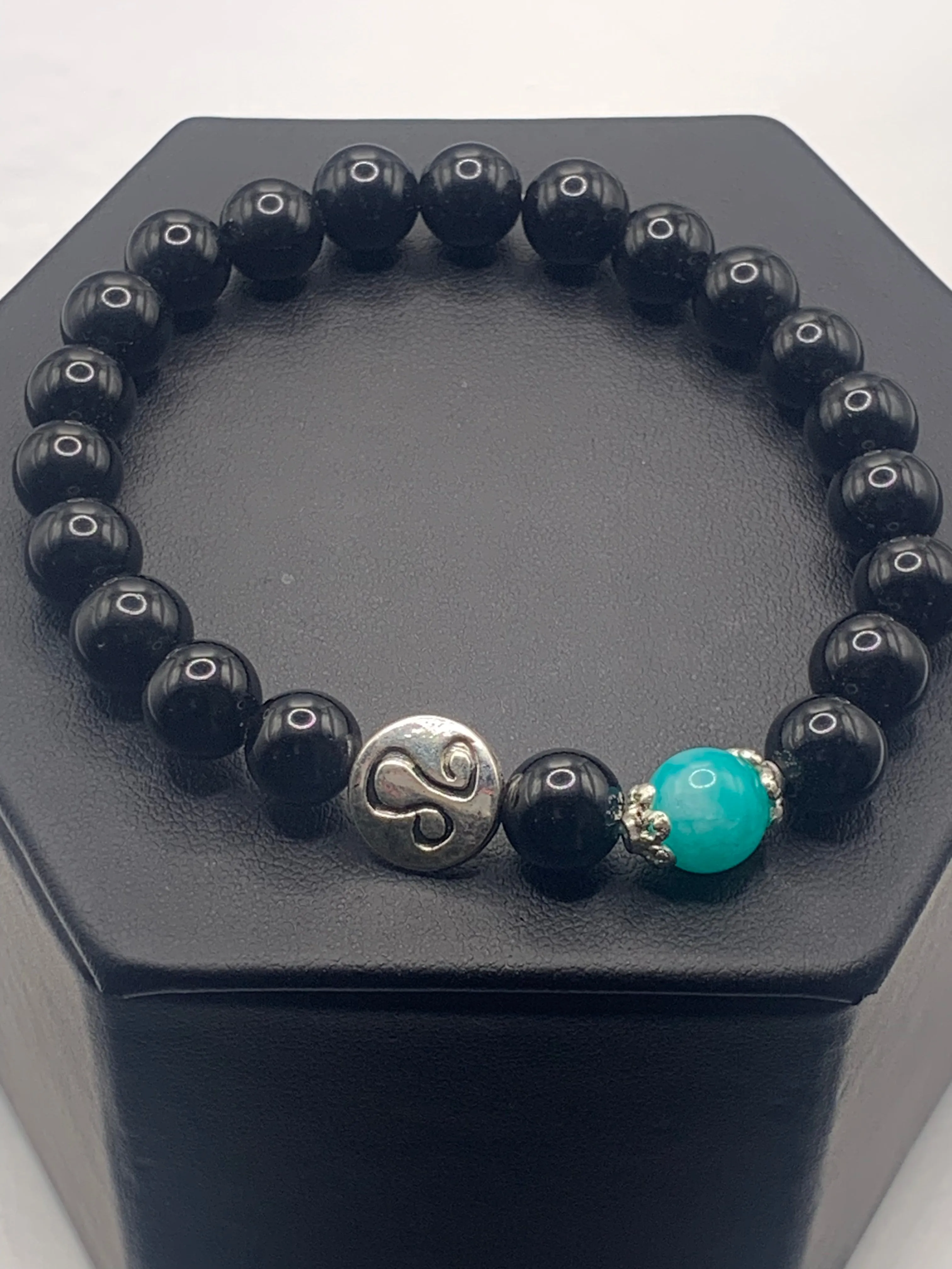 Leo Zodiac black obsidian with aquamarine chalcedony elastic beaded bracelet with silver accents