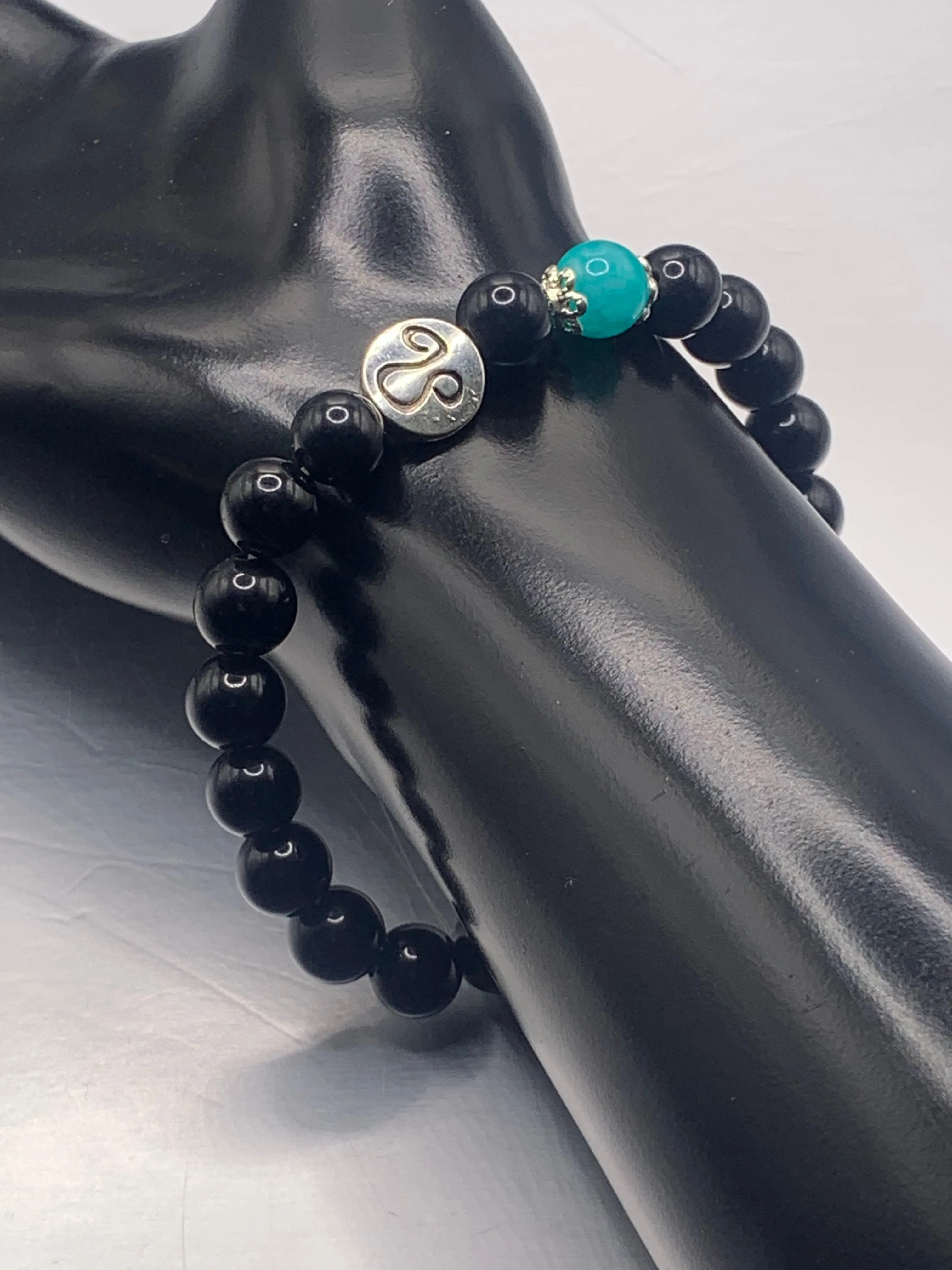 Leo Zodiac black obsidian with aquamarine chalcedony elastic beaded bracelet with silver accents