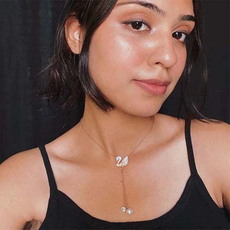 Unique Swan Necklace with Pearl