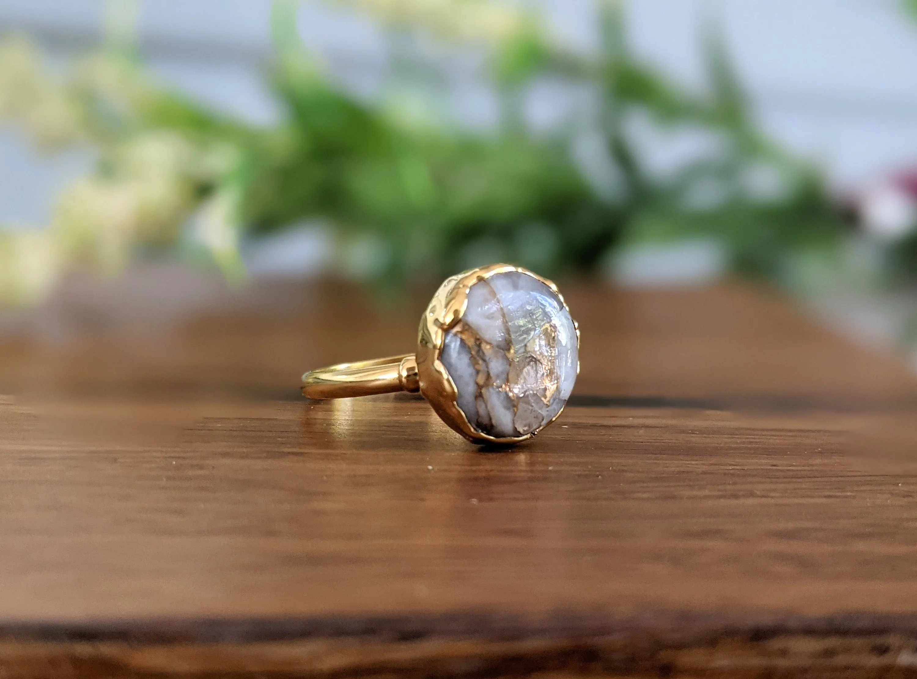 White Crystal copper ring in 18k Gold