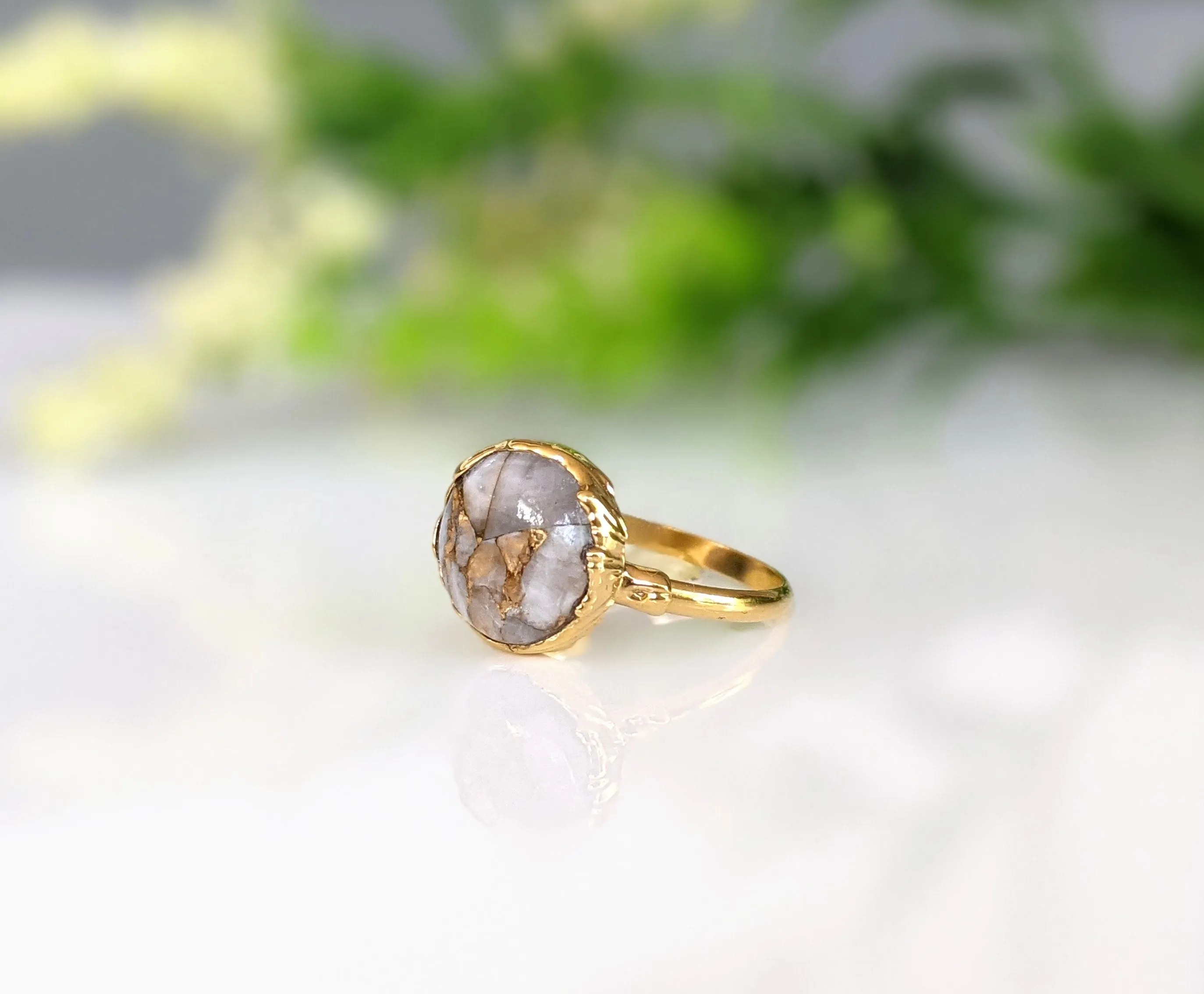White Crystal copper ring in 18k Gold